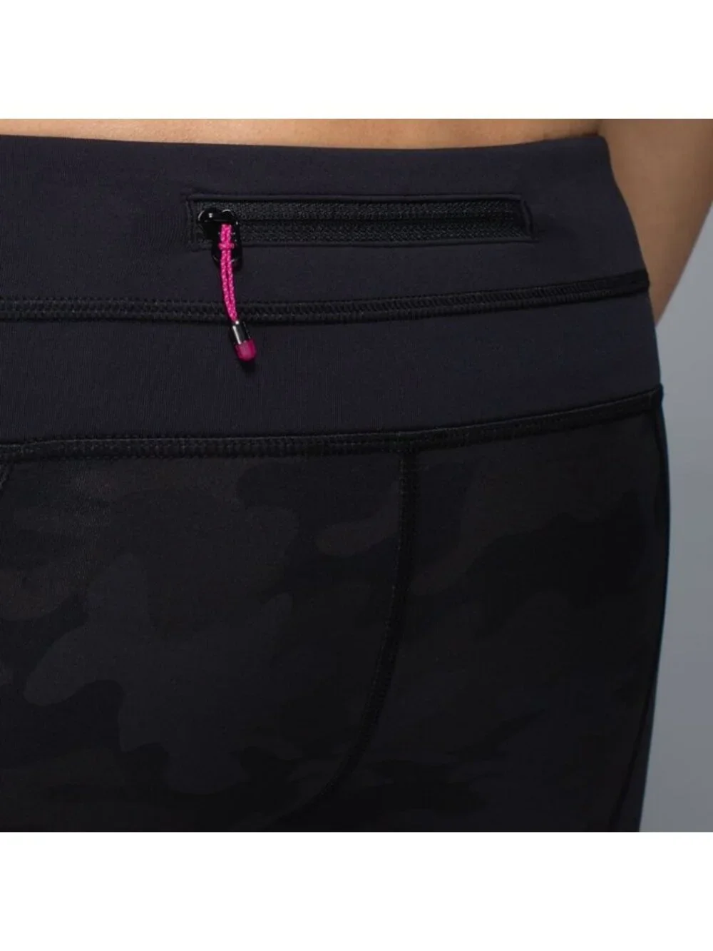 Lululemon Run: Inspire Crop II *All Luxtreme Savasana Camo 20cm New Blk